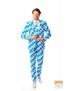 The Bavarian -Vakantie Kledingwinkel opposuits the bavarian 2